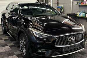 Infiniti q30