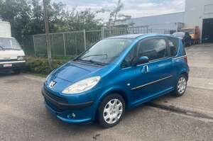 Peugeot 1007