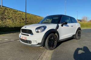 MINI Paceman