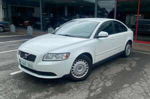 Volvo S40