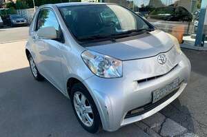Toyota iQ