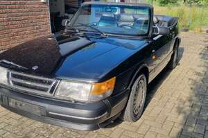 Saab 900