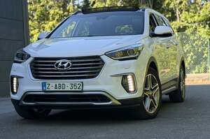 Hyundai Grand Santa Fe