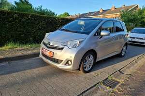 Toyota Verso-S