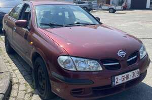 Nissan Almera