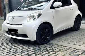 Toyota iQ
