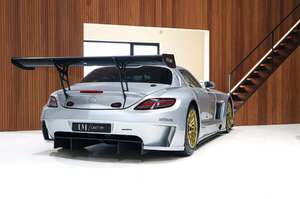 Mercedes-Benz SLS AMG