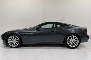 Aston Martin Vanquish