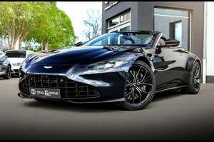 Aston Martin V8