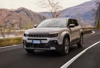 Jeep Avenger e-hybrid (2024)
