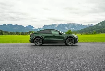 Porsche Cayenne S Coupé Electric (2026): Quelle plus-value pour le Cayenne Coupé? 