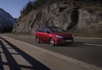 Ford S-Max Hybrid - zuinig met z'n zevenen
