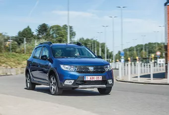 Dacia Sandero Stepway Eco-G 100 Plus - budgetauto op lpg 