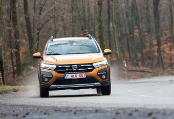 Dacia Sandero Stepway 1.0 TCe 90 : L’essentiel au juste prix