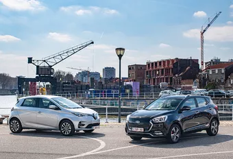 Tweekamp: JAC iEV7s vs Renault ZOE