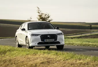 DS 4 E-Tense 225 : Participer à la fête