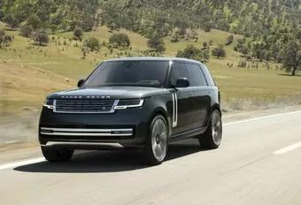 Range Rover P400 MHEV LWB : la limousine-SUV