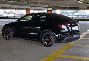 Tesla Model Y Performance (2022) - made in Berlin