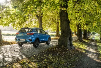 MG ZS 1.0 T-GDi A (2022) - in detail