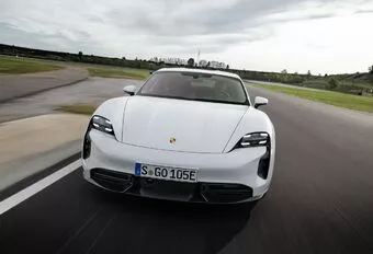Porsche Taycan Turbo S (2023) - de prijs van plezier