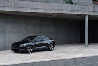 Review Polestar 2 (2024) - Long Range Dual Motor Pack Performance