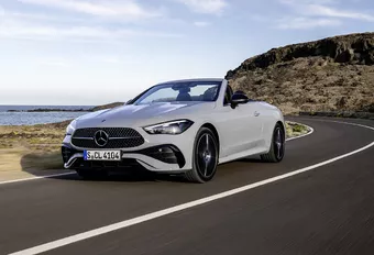 Review Mercedes CLE Cabriolet (2024) - de 450 4Matic met zes-in-lijn getest