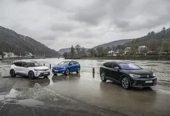 Ford Explorer vs. Renault Scenic vs. Volkswagen ID.4: La guerre des trois