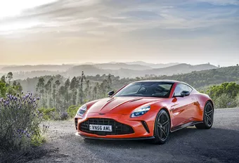 Nouvelle Aston Martin Vantage (2025) - entre voiture de sport, GT et supercar