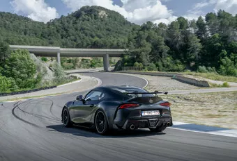 Review Toyota GR Supra A90 Final Edition (2025) - de GT4 Stradale