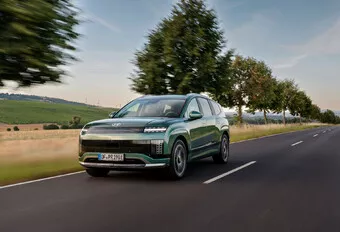 Hyundai Ioniq 9 Dual Motor Performance – Mister president