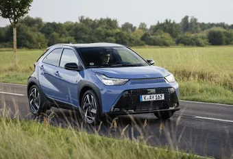 Review Toyota Aygo X Hybrid (facelift 2026) - beter als hybride?
