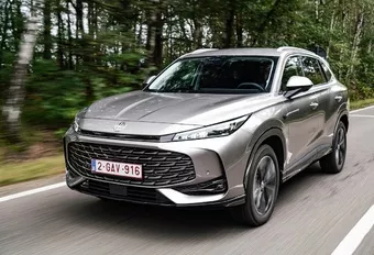 MG HS Hybrid+ (2025) : voici l'hybride sans fil