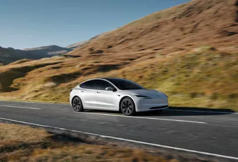 Review Tesla Model 3 Achterwielaandrijvng (2026) – Meer voor minder