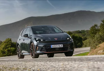 Review Cupra Born (facelift 2026) - eindelijk zoals hij altijd al had moeten zijn?