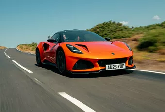 Review Lotus Emira 420 Sport (2026) - meer dan een trackdaymachine