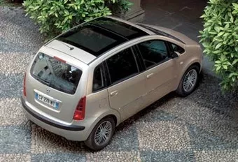 Lancia Musa 1.9 MJTD