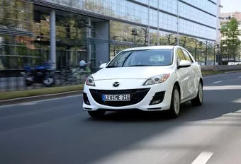 Mazda 3 i-Stop 