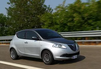 Lancia Ypsilon