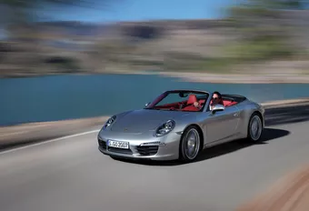 Porsche 911 Carrera Cabriolet