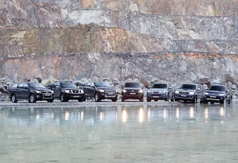 Ford Ranger 2.2 TDCi, Isuzu D-Max 2.5, Mitsubishi L200 DI-D HP, Nissan Navara V6 dCi, SsangYong Actyon Sports, Toyota Hilux 3.0 D-4D & Volkswagen Amarok 2.0 TDI 170 : Dubbel praktisch