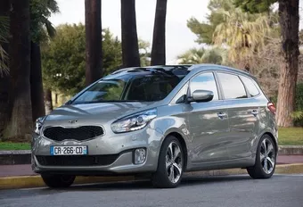 Kia Carens