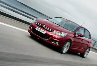 Citroën C4 1.2 e-THP 130