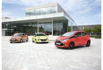 Hyundai i10 1.0, Opel Adam 1.2 en Toyota Aygo 1.0 : Grijze muis of mode-object 