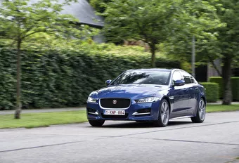 Jaguar XE 2.0 D 180