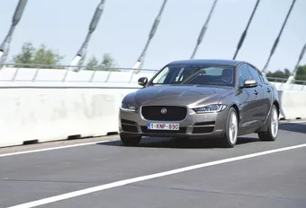 Jaguar XE 2.0t 200 A