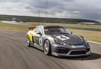 Cayman GT4 Clubsport : Entrée en piste