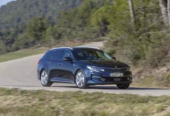 Kia Optima Sportswagon 1.7 CRDi A : Le chaînon manquant