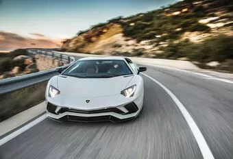 Lamborghini Aventador S: Demonisch