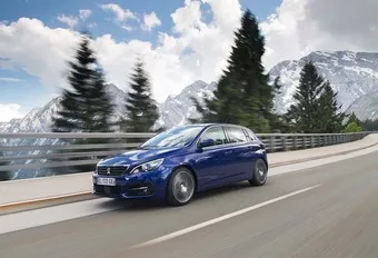 PEUGEOT 308 2.0 BlueHDi 180 A : De six à huit