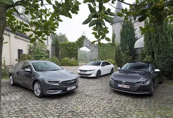 Peugeot 508 vs 2 rivalen
